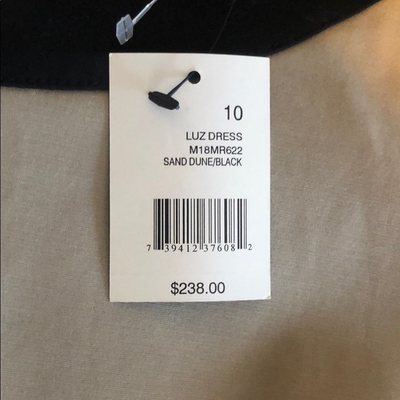 Black and beige dress - Picture 2 of 3